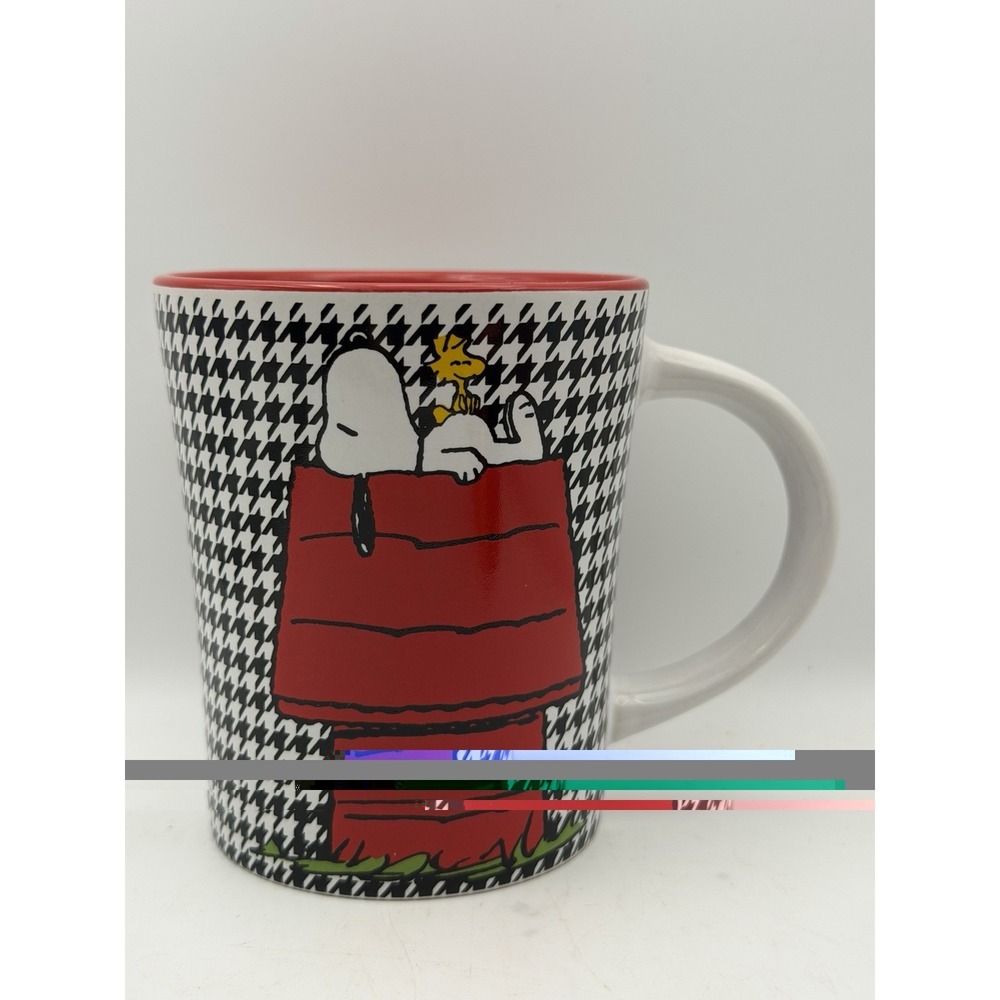 Gibson Peanuts Snoopy & Woodstock Red Houndstooth Coffee Mug Cup